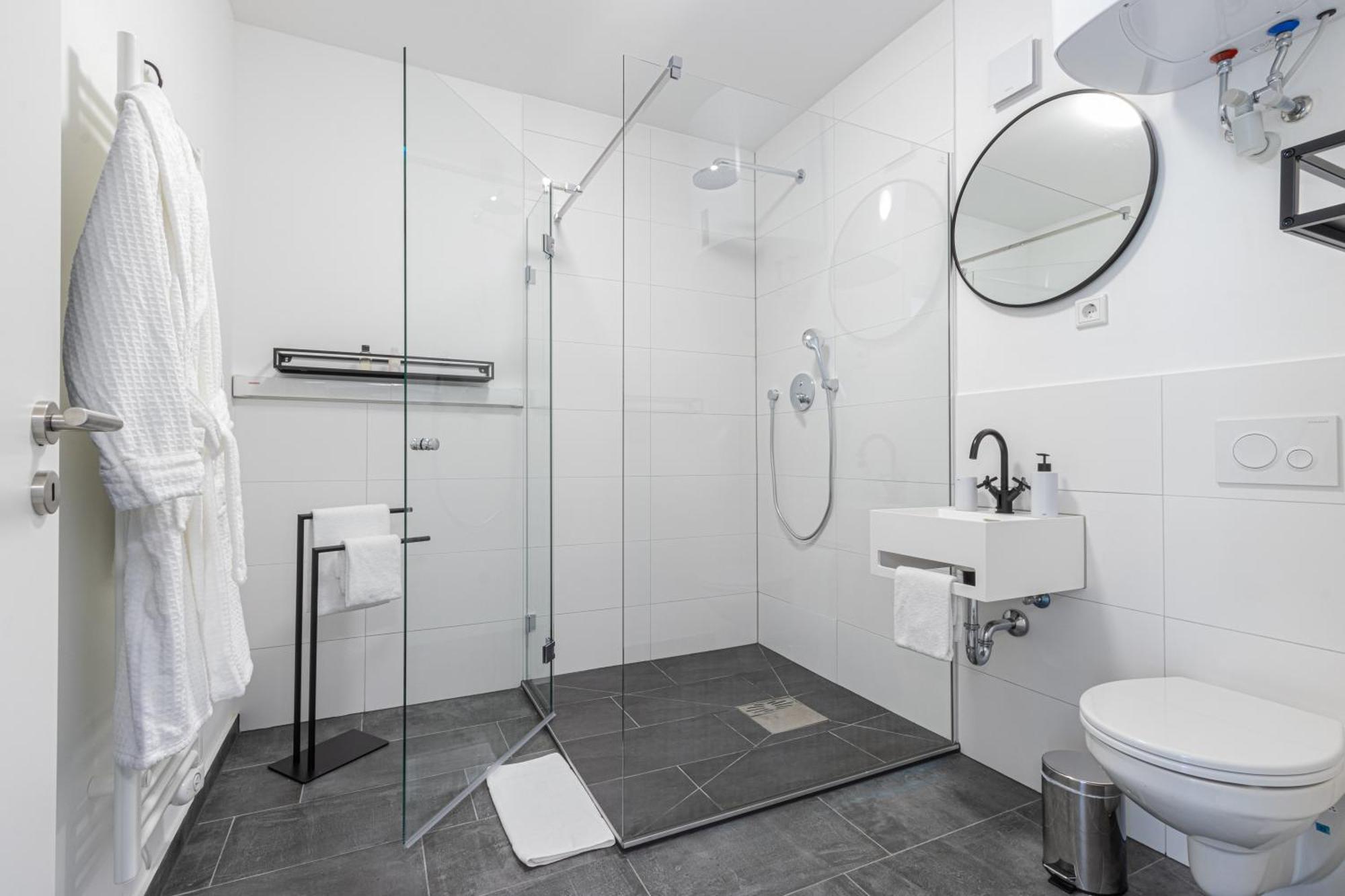 Zzzpace Smart-Hotel Krefeld Exteriör bild
